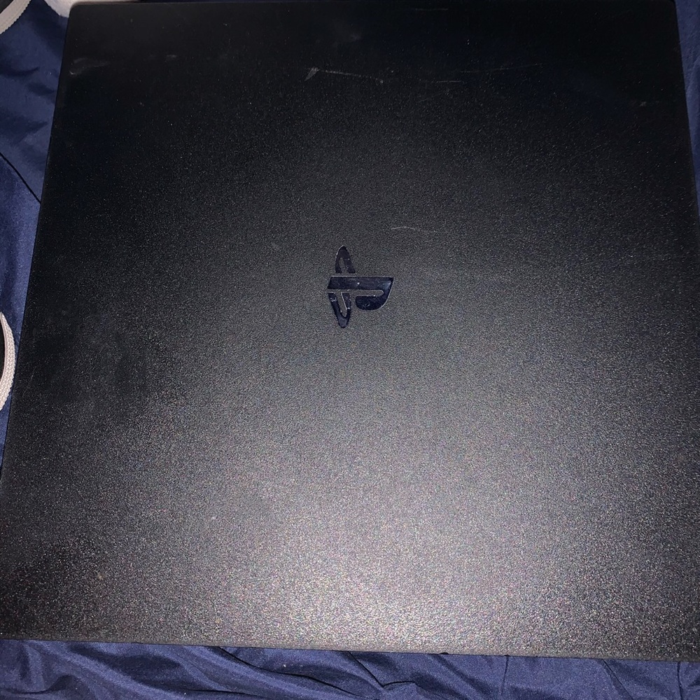 Ps4 pro - Picture 5 of 5